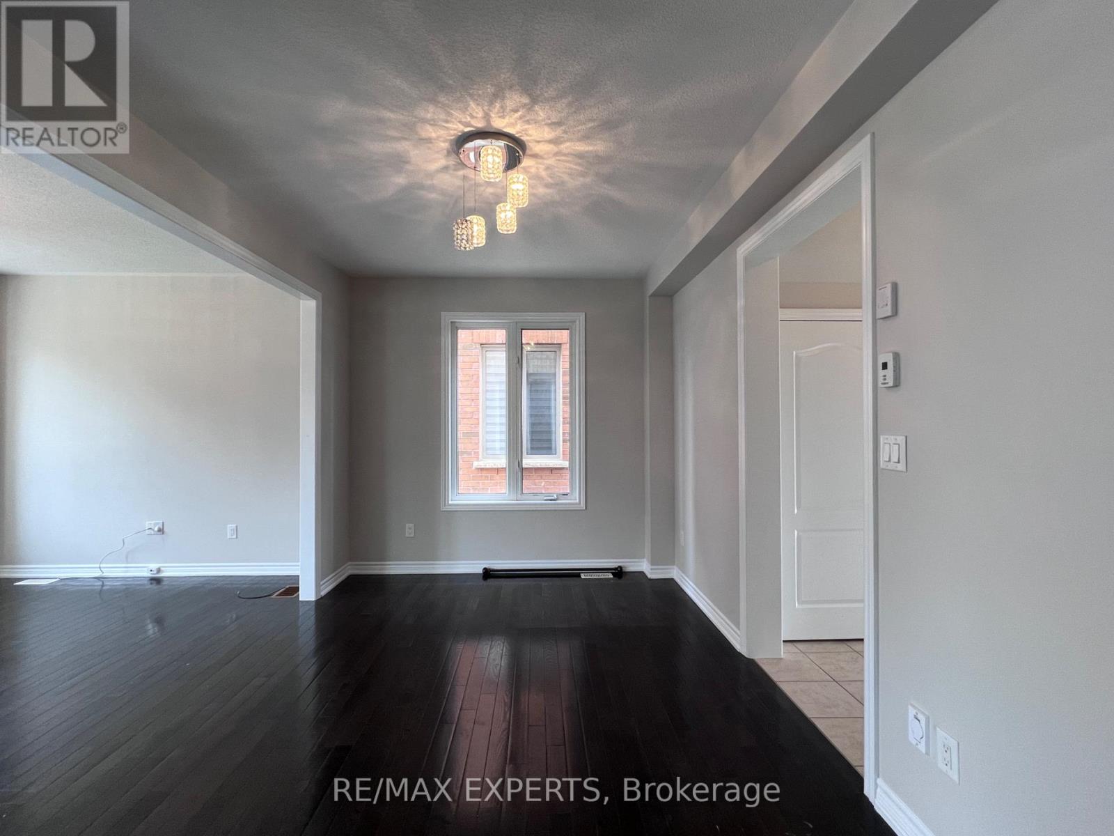 2205 Dawson Crescent, Innisfil (Alcona), Ontario  L9S 0G9 - Photo 9 - N12888862