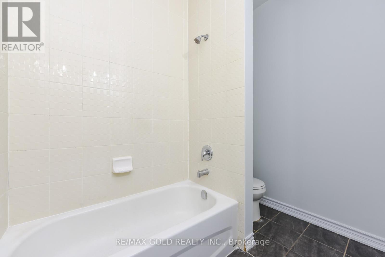 59 Vezna Crescent, Brampton, Ontario  L6X 5K4 - Photo 25 - W12883940