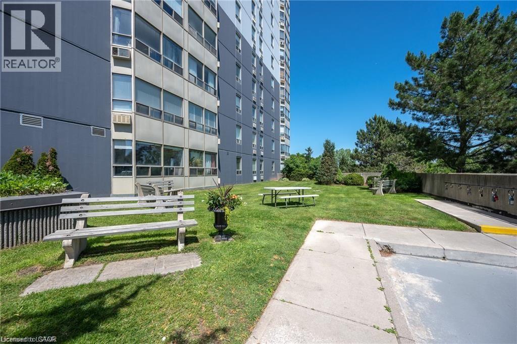 45 Pond Mills Road, London, Ontario  N5Z 4W5 - Photo 16 - 40812925