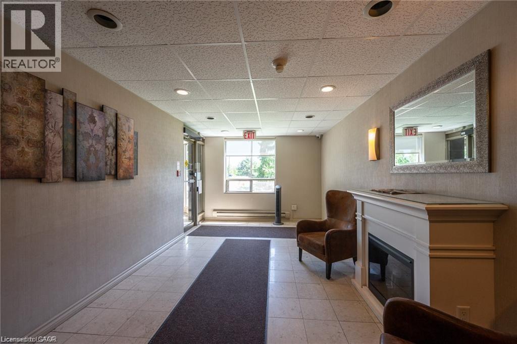 45 Pond Mills Road, London, Ontario  N5Z 4W5 - Photo 3 - 40812925