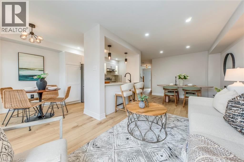 2350 Grand Ravine Drive Unit# 17, Oakville, Ontario  L6H 6E2 - Photo 11 - 40812890