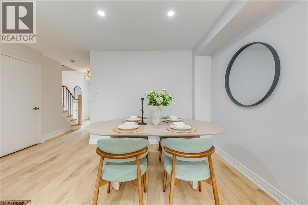 2350 Grand Ravine Drive Unit# 17, Oakville, Ontario  L6H 6E2 - Photo 8 - 40812890