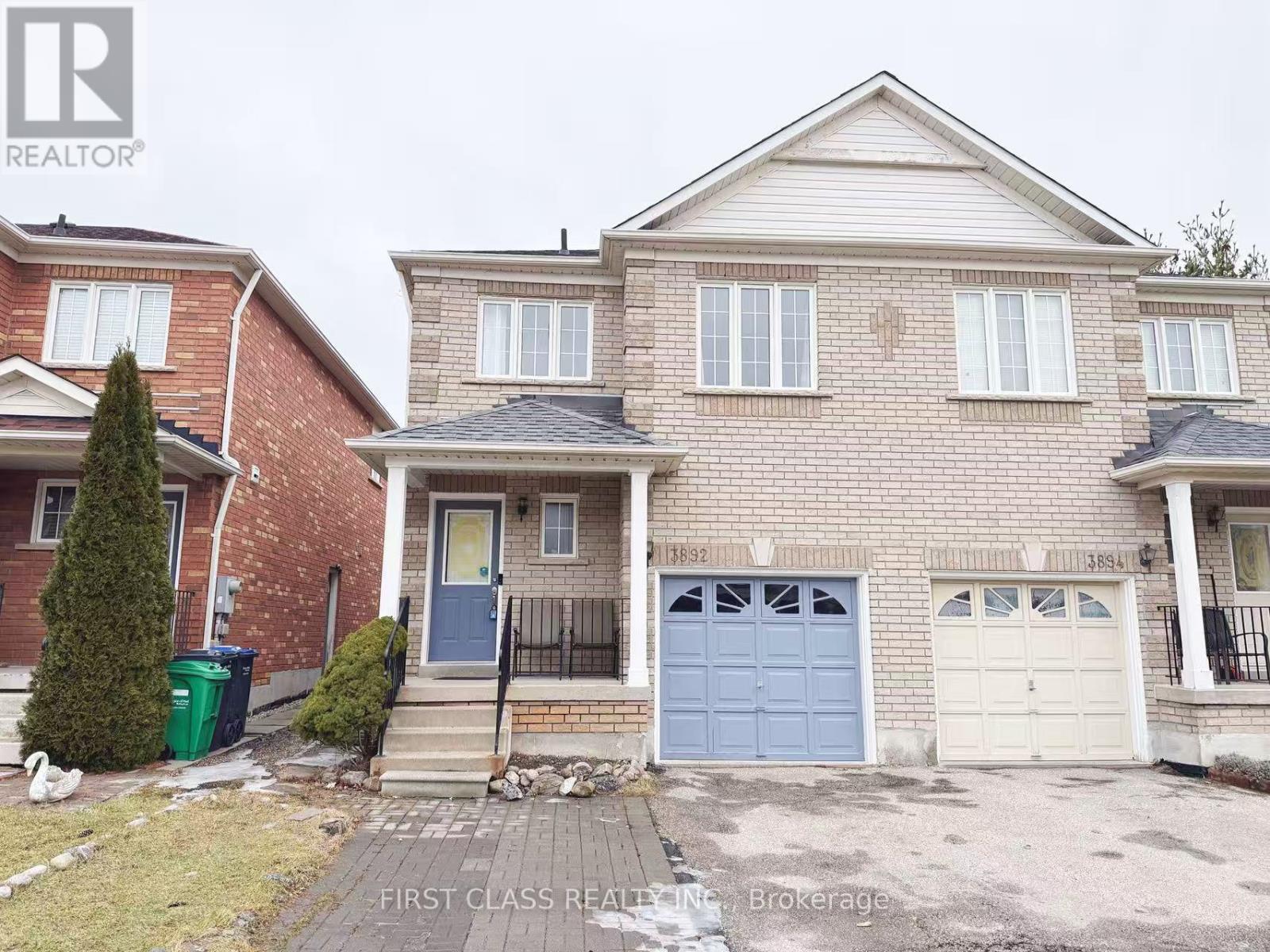 3892 Manatee Way, Mississauga, Ontario  L5M 6P7 - Photo 15 - W12891740