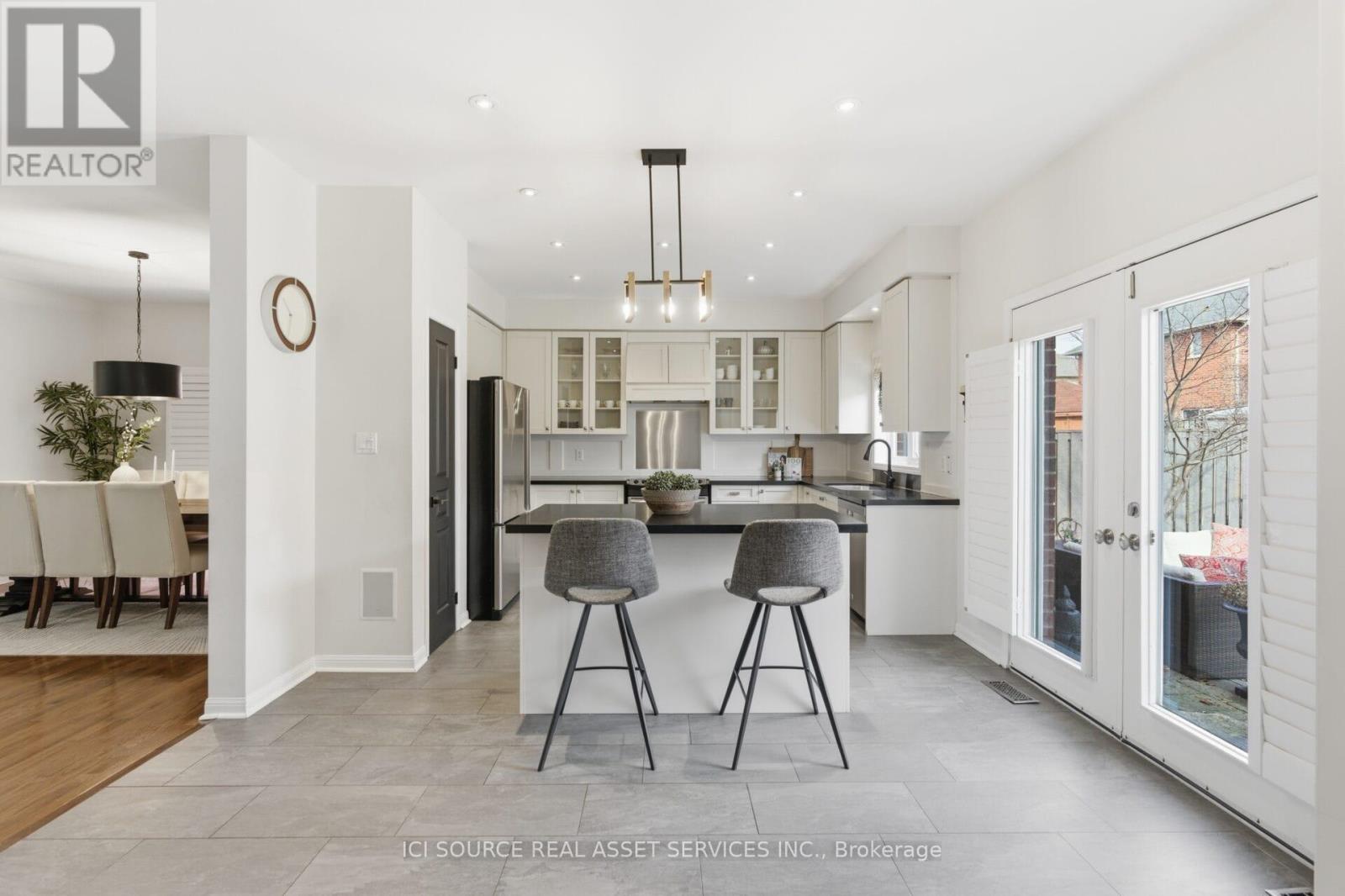 2202 Brookhaven Crescent, Oakville, Ontario  L6M 5B8 - Photo 12 - W12891746