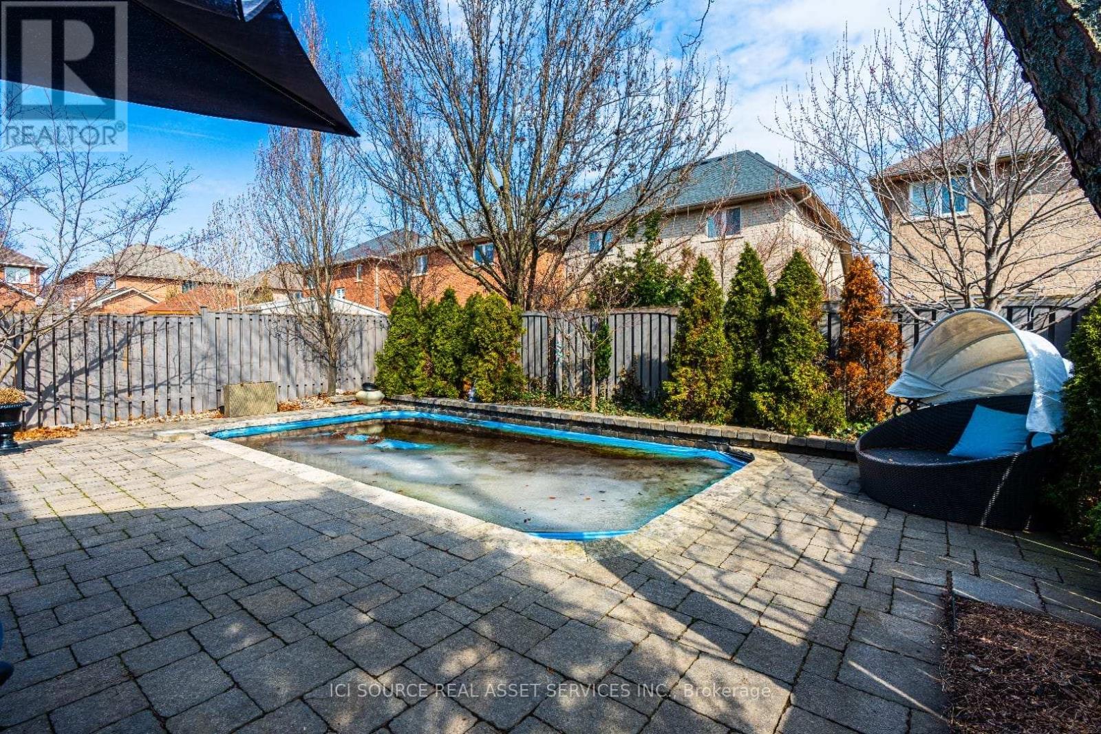 2202 Brookhaven Crescent, Oakville, Ontario  L6M 5B8 - Photo 38 - W12891746