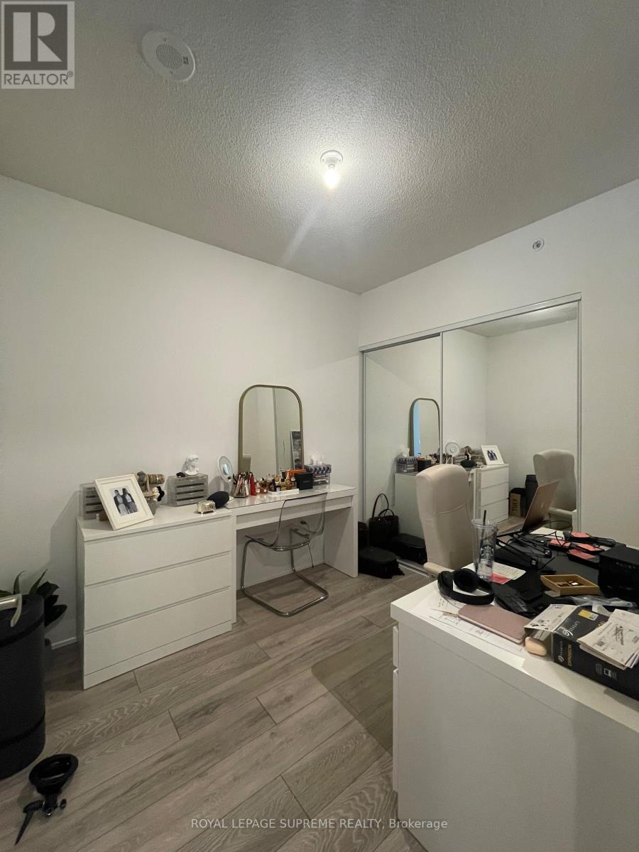 646 - 26 Gibbs Road, Toronto, Ontario  M9B 0E3 - Photo 7 - W12891752