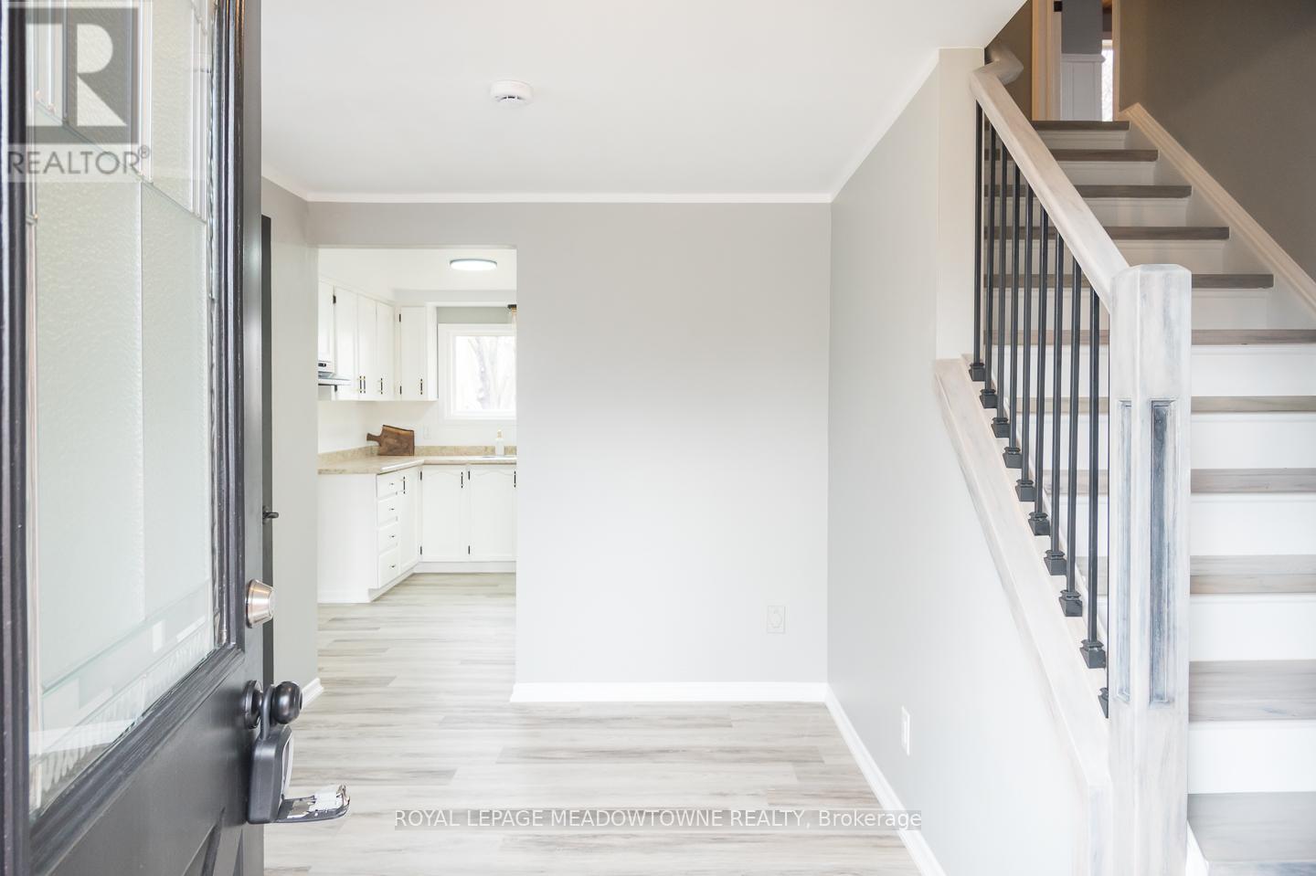 877 Anderson Avenue, Milton (Tm Timberlea), Ontario  L9T 4Y5 - Photo 3 - W12891772