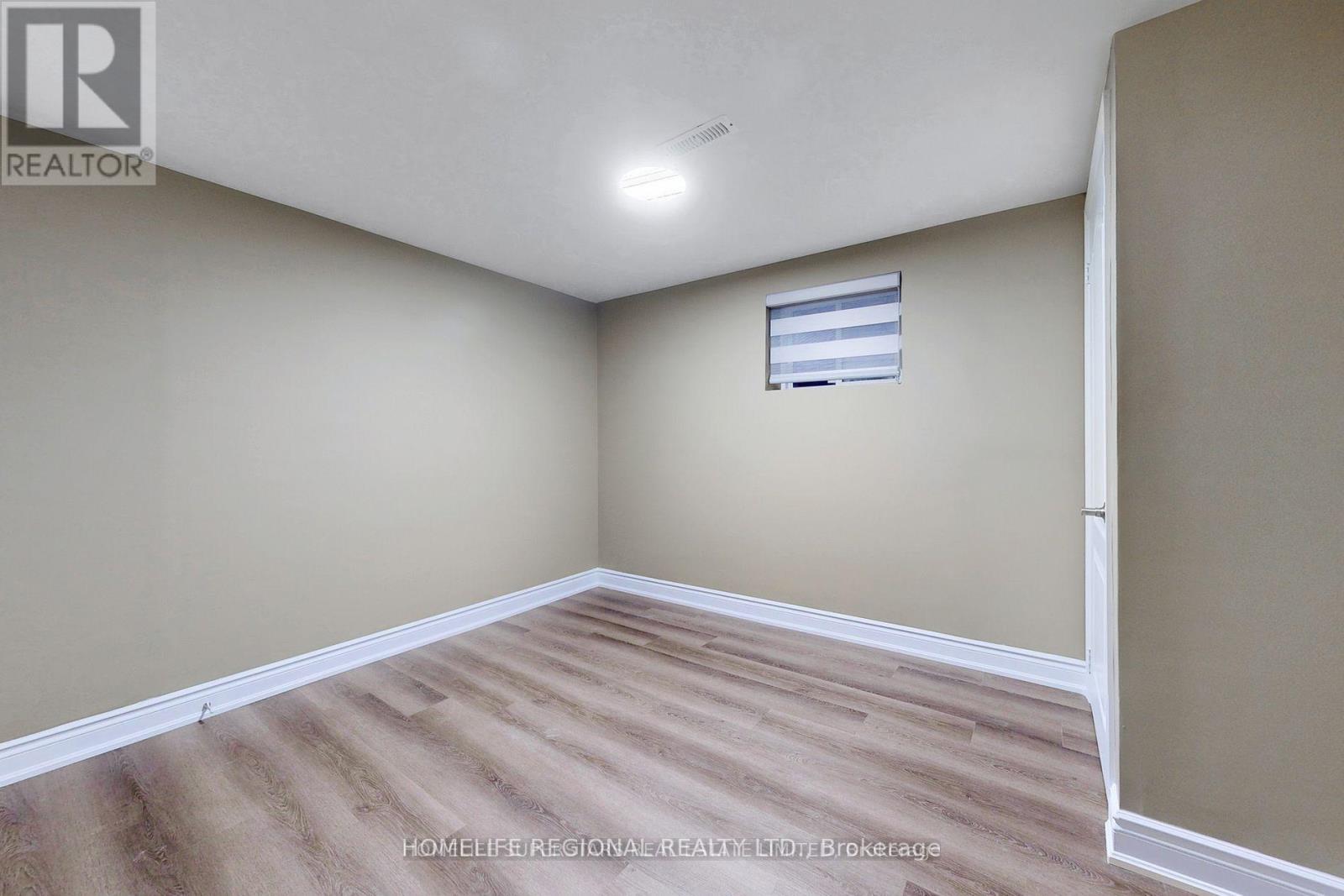 7537 Lully Court, Mississauga, Ontario  L4T 2P2 - Photo 27 - W12891822