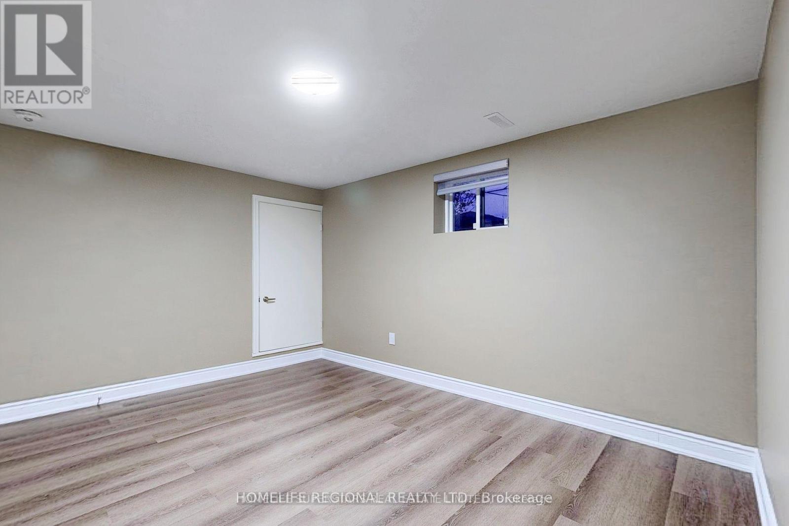 7537 Lully Court, Mississauga, Ontario  L4T 2P2 - Photo 33 - W12891822