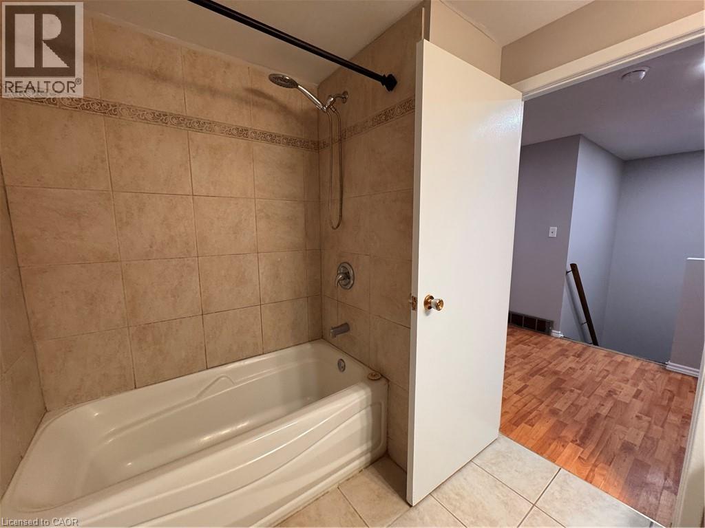 133 Sekura Crescent Unit# 20, Cambridge, Ontario  N1R 7V7 - Photo 8 - 40803585