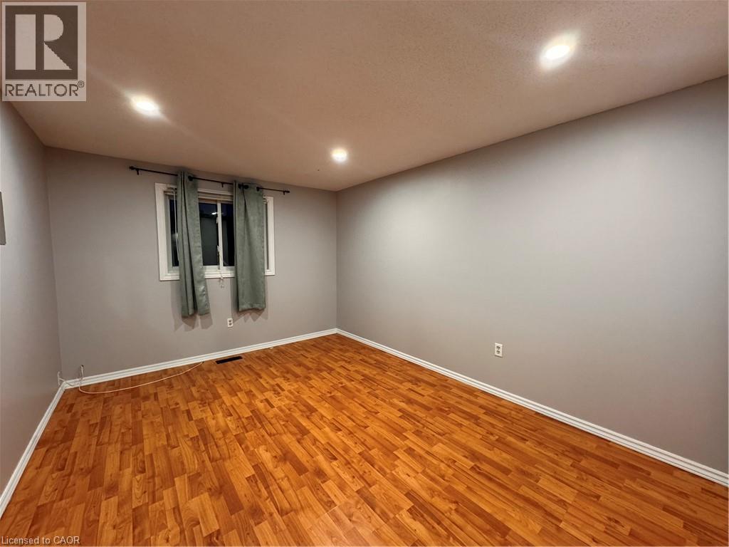 133 Sekura Crescent Unit# 20, Cambridge, Ontario  N1R 7V7 - Photo 2 - 40803585