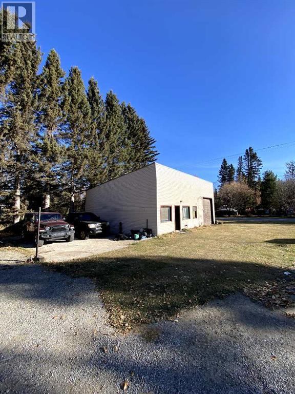 4, 4354 Highway 27, Rural Mountain View County, Alberta  T0M 1X0 - Photo 30 - A2265490