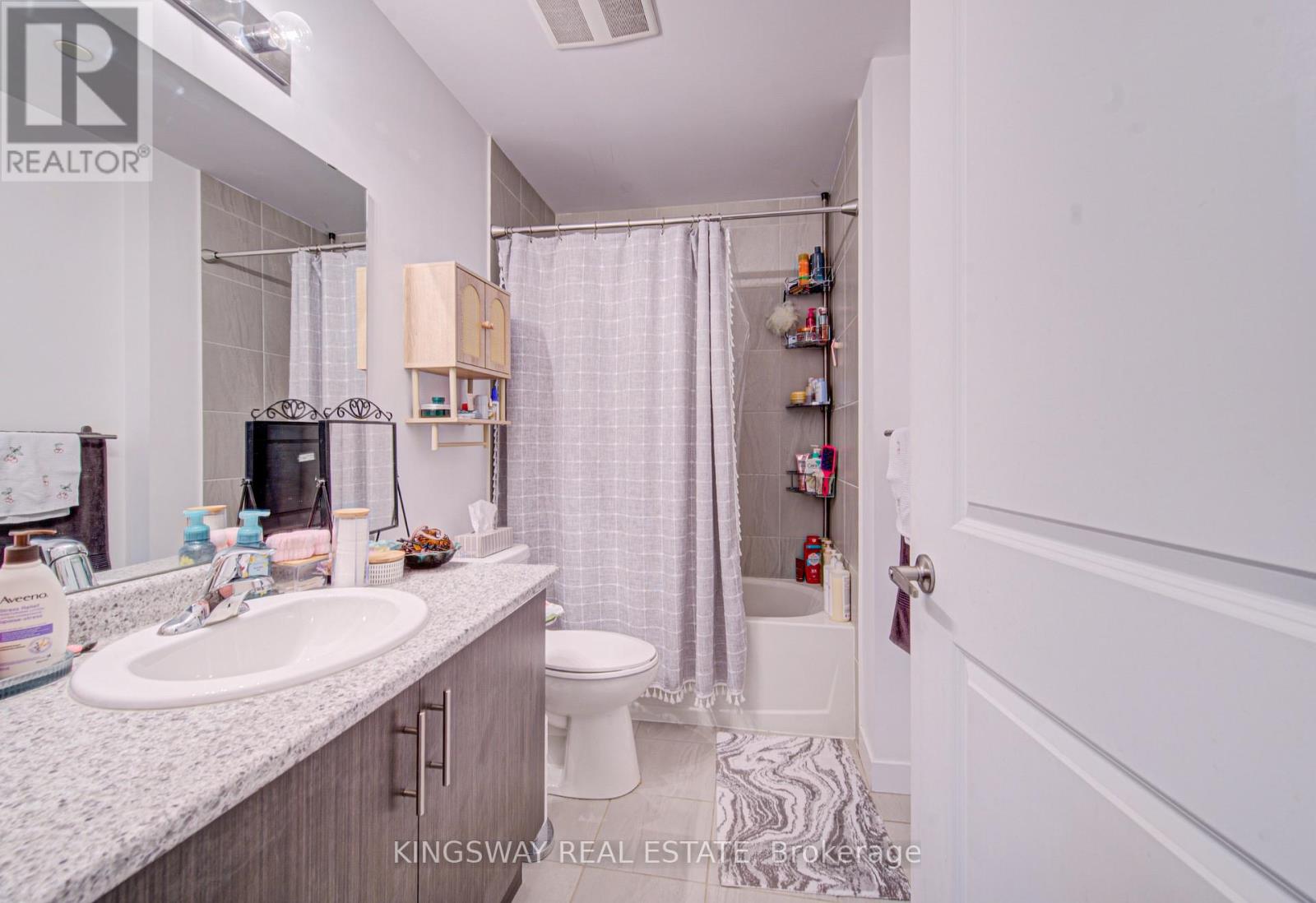 109 - 125 Shoreview Place, Hamilton (Stoney Creek), Ontario  L8E 0K3 - Photo 12 - X12886752