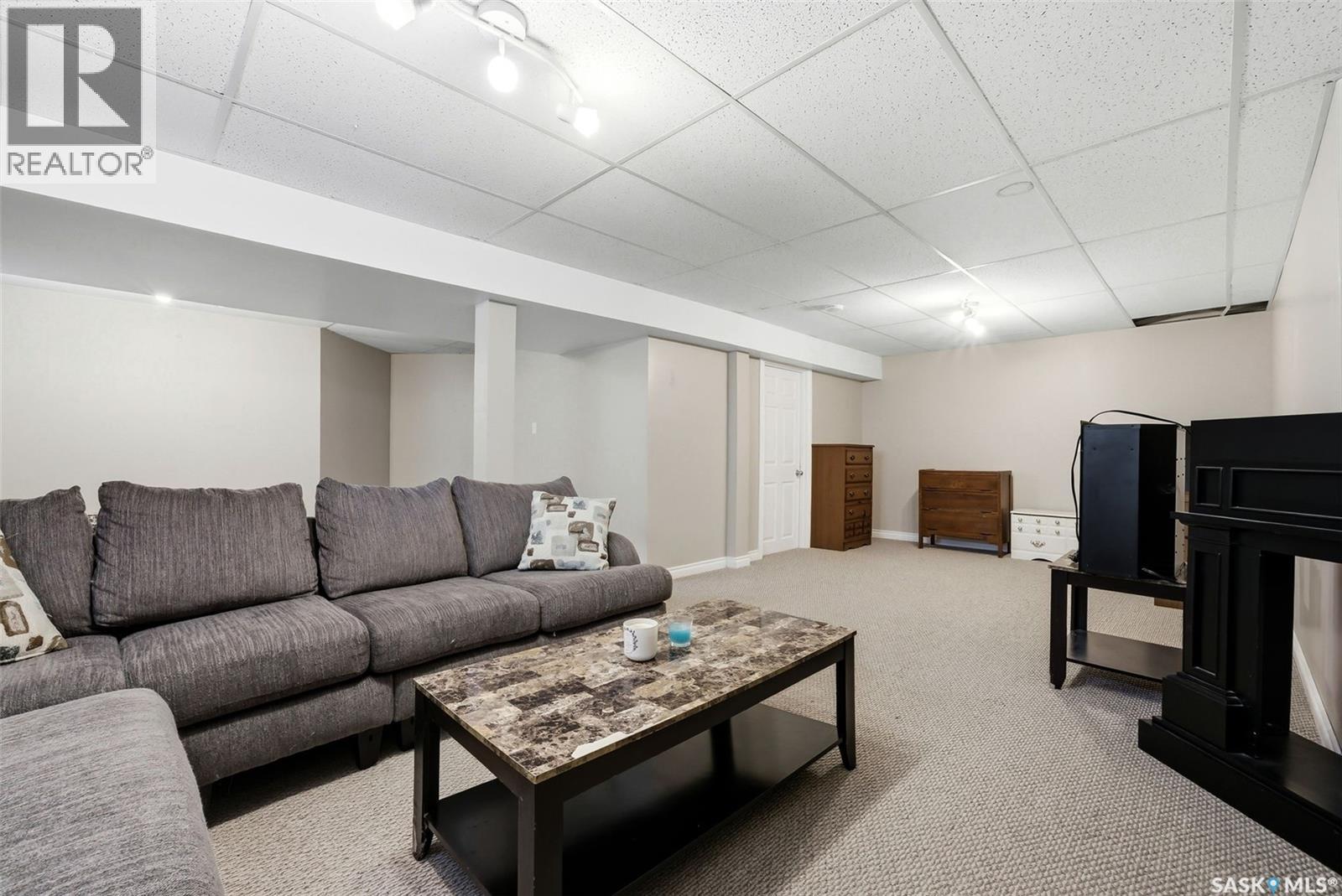 1368 Maple Leaf Crescent N, Regina, Saskatchewan  S4R 4J4 - Photo 26 - SK030641