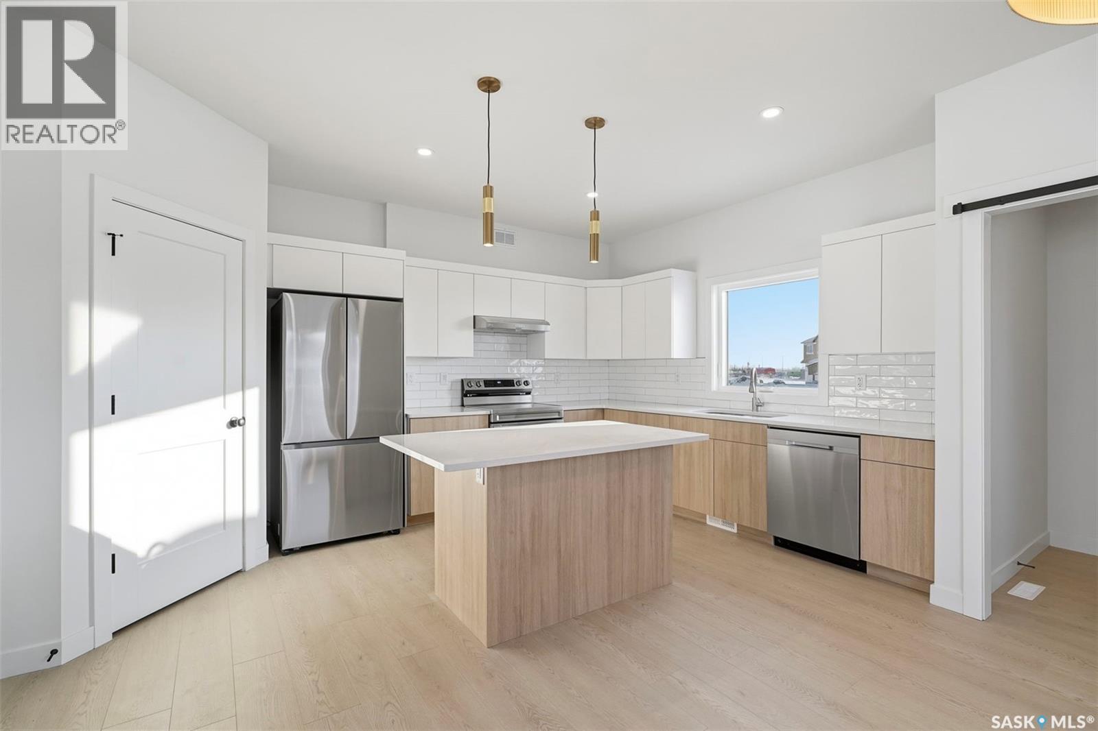 1416 Besnard Drive, Martensville, Saskatchewan  S0K 2T1 - Photo 7 - SK030569