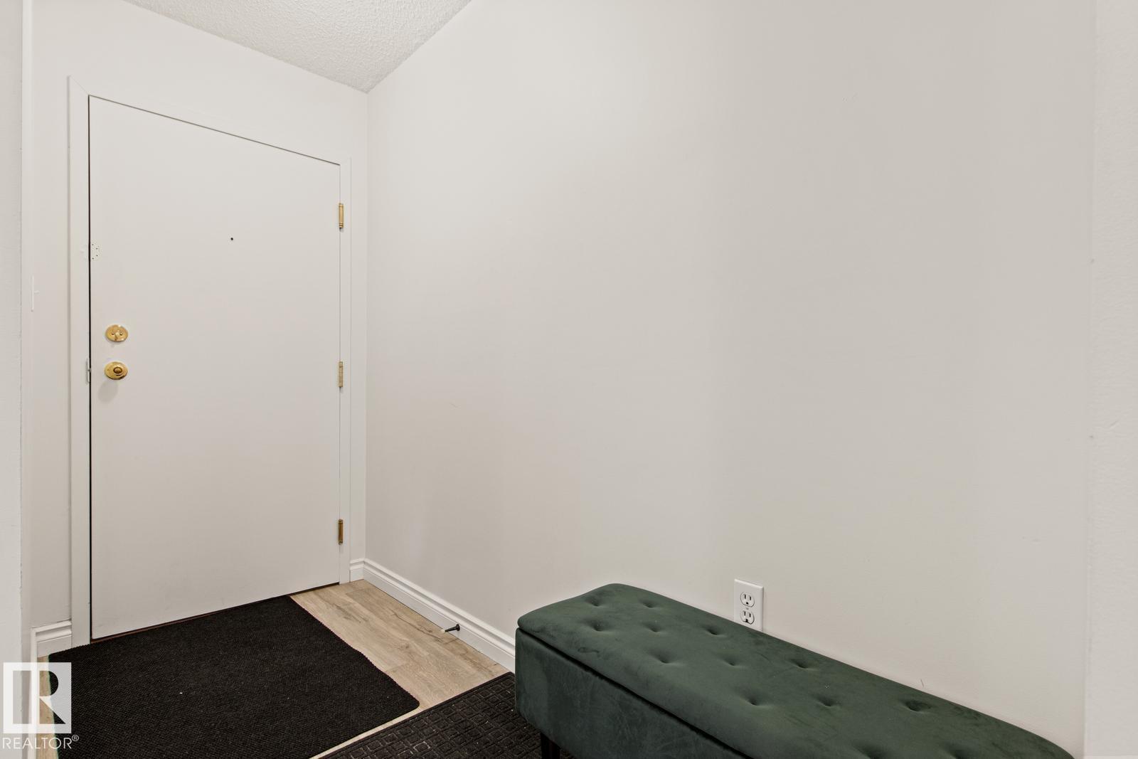 #446 10636 120 St Nw, Edmonton, Alberta  T5H 4L5 - Photo 5 - E4474346