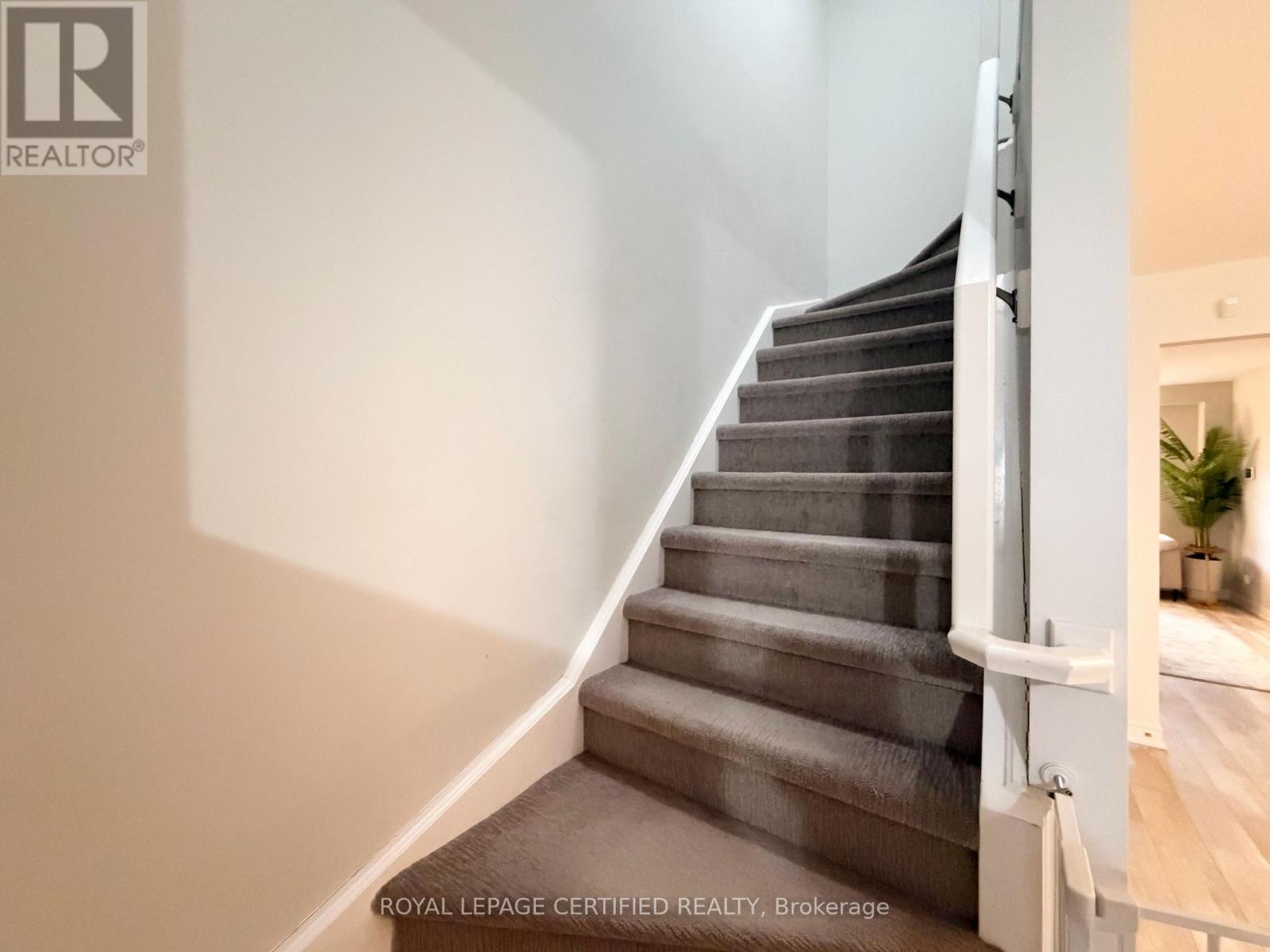 53 - 7768 Ascot Circle Ne, Niagara Falls, Ontario  L2H 3P9 - Photo 15 - X12891794