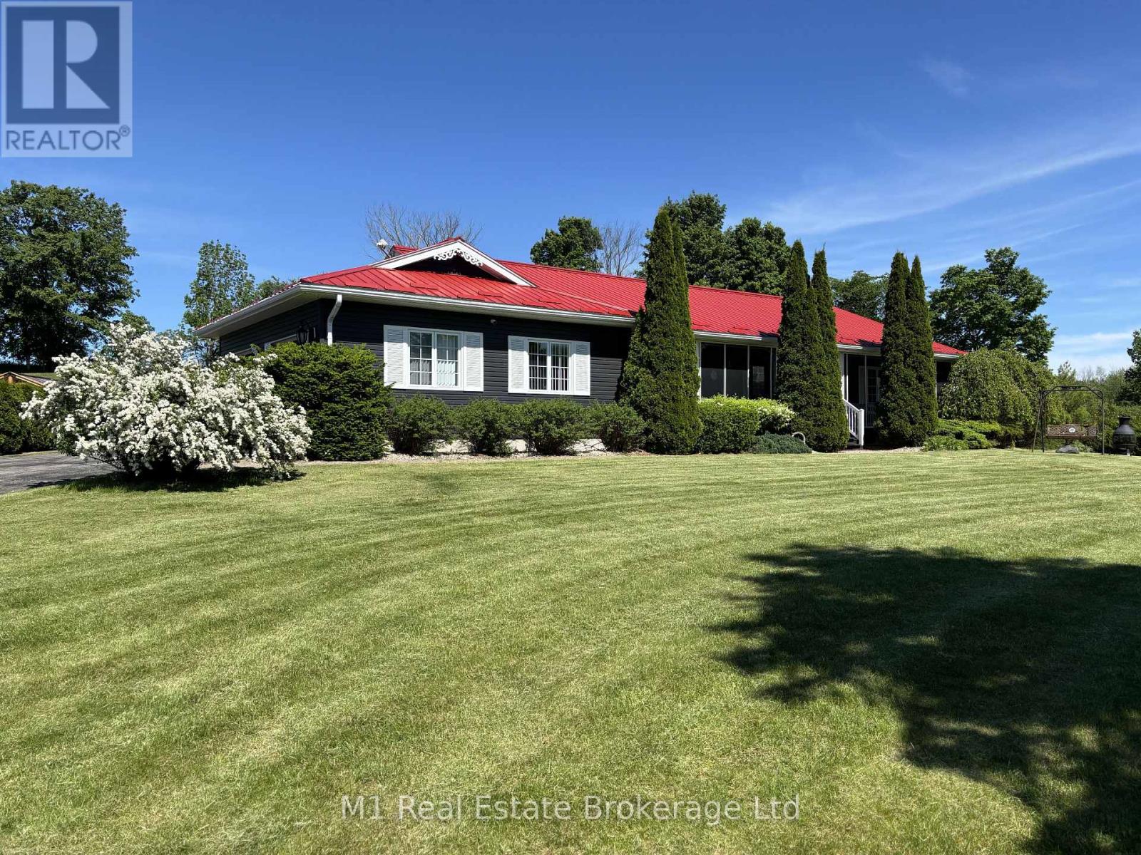 2 Joanne Crescent, Minto, Ontario  N0G 2L0 - Photo 46 - X12792202