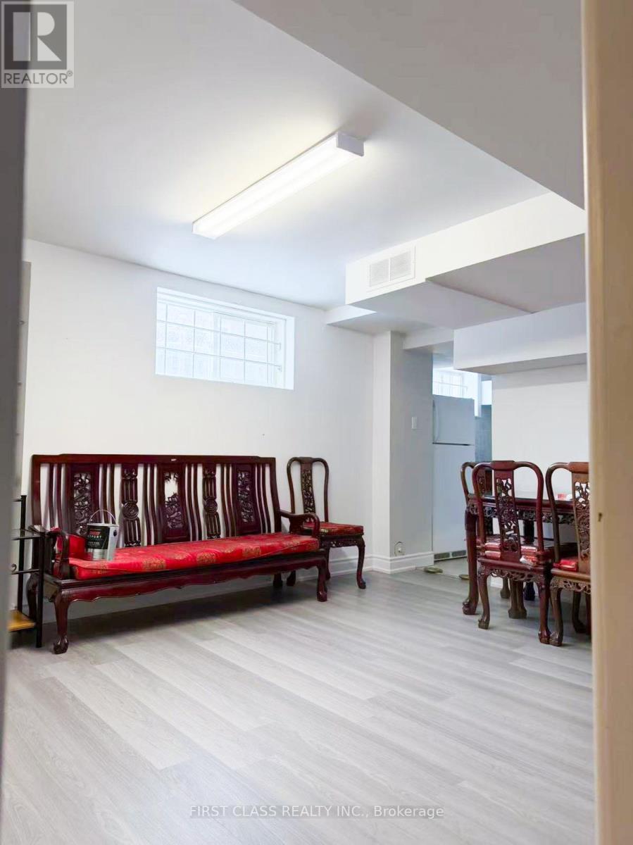 Bsmt - 14 Tormina Court, Markham, Ontario  L3S 4R2 - Photo 4 - N12700234