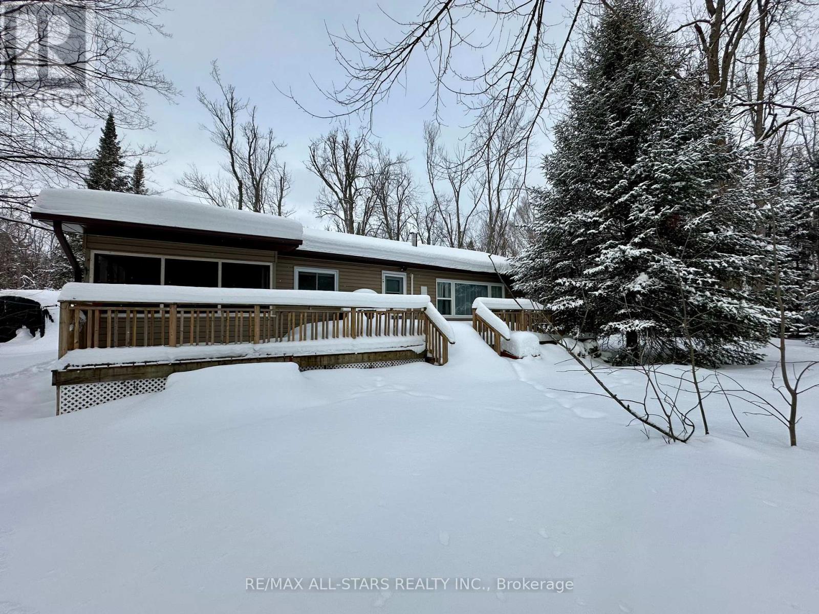 47 Kennedy Drive, Trent Lakes, Ontario  K0M 1A0 - Photo 2 - X12388329