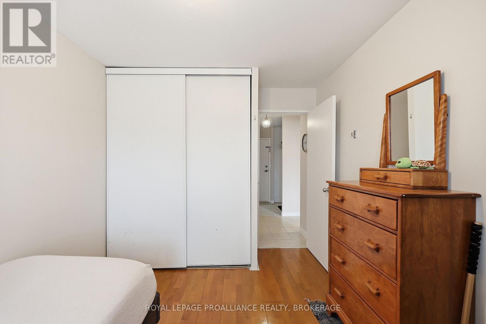 215 - 17 Eldon Hall Place, Kingston, Ontario  K7M 7H5 - Photo 23 - X12892058