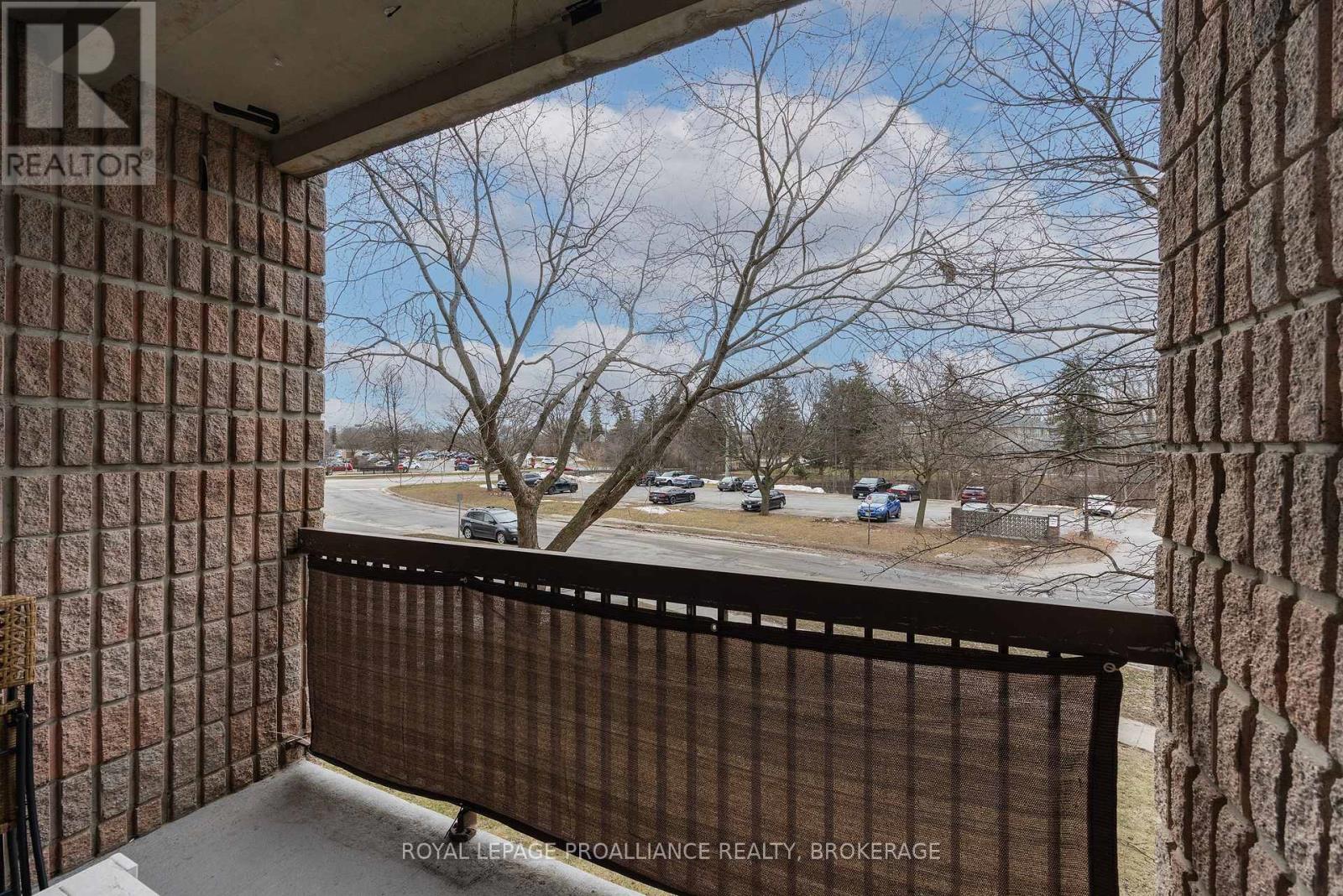 215 - 17 Eldon Hall Place, Kingston, Ontario  K7M 7H5 - Photo 24 - X12892058