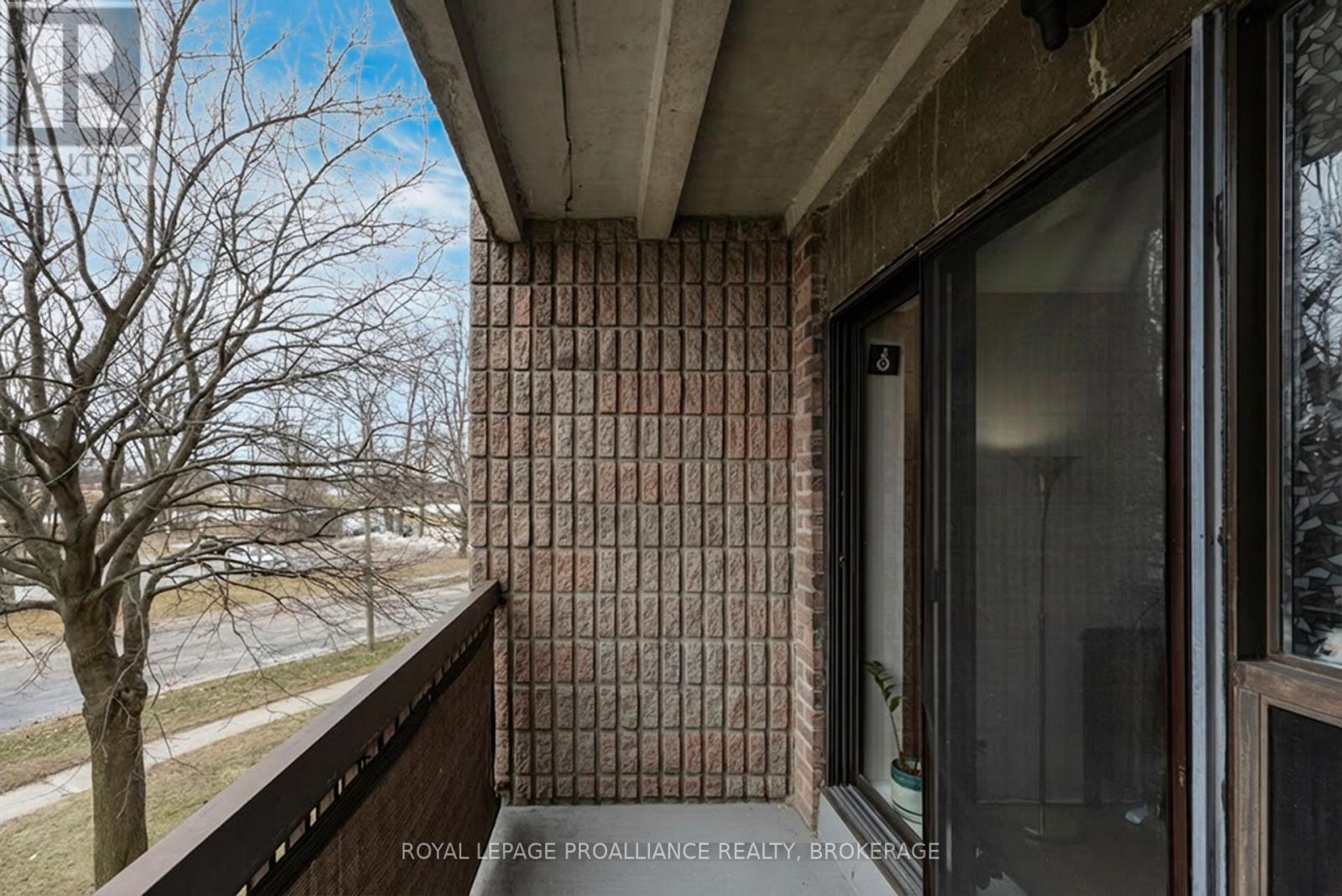 215 - 17 Eldon Hall Place, Kingston, Ontario  K7M 7H5 - Photo 25 - X12892058