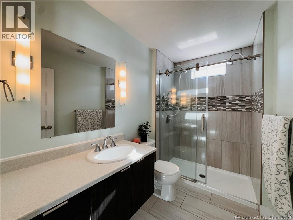 215 Lady Russell, Moncton, New Brunswick  E1E 0L5 - Photo 28 - NB134181
