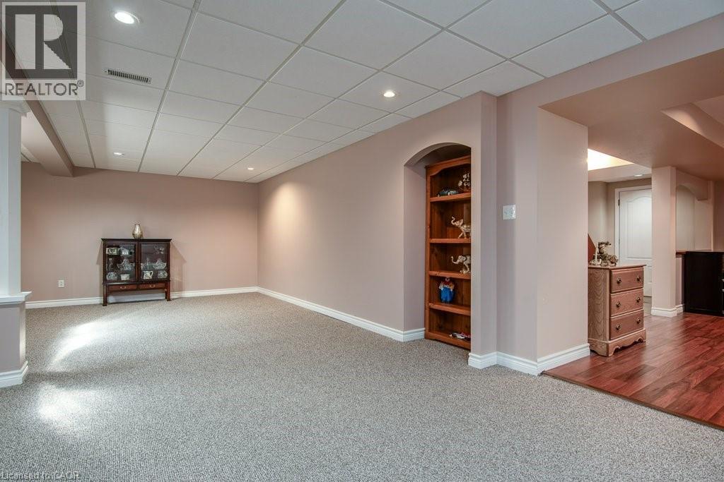 110 Deer Ridge Drive, Kitchener, Ontario  N2P 2K9 - Photo 31 - 40806890