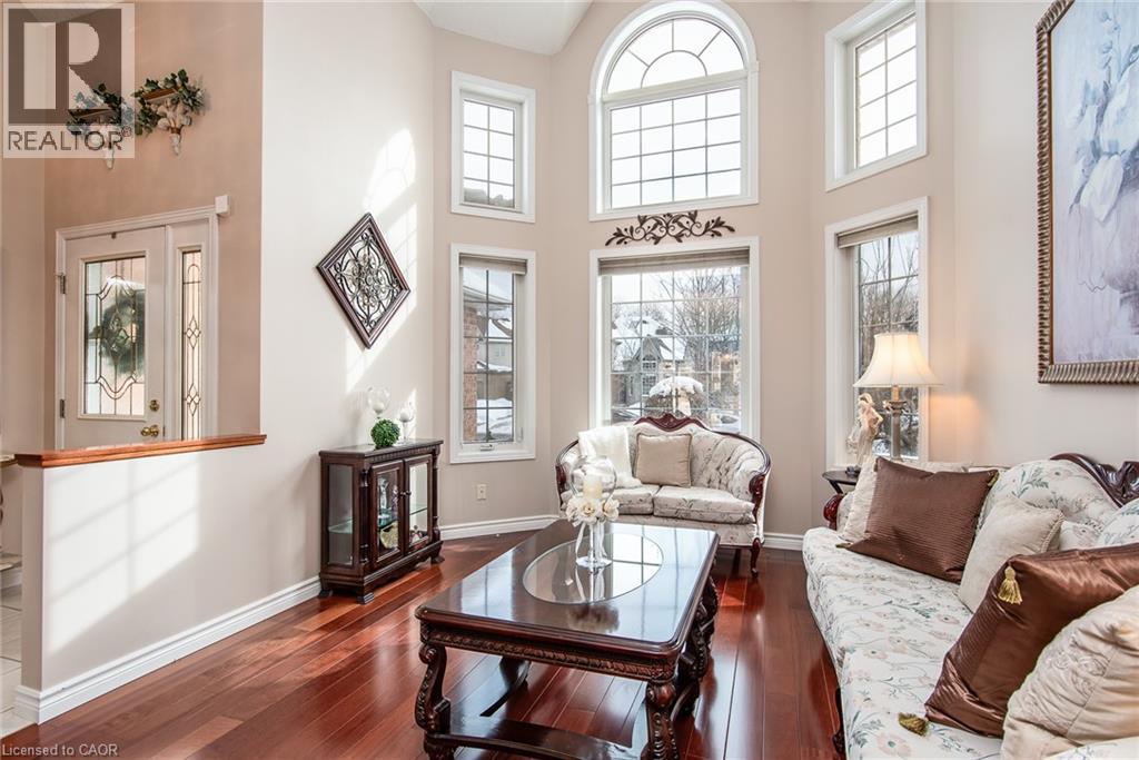 110 Deer Ridge Drive, Kitchener, Ontario  N2P 2K9 - Photo 4 - 40806890