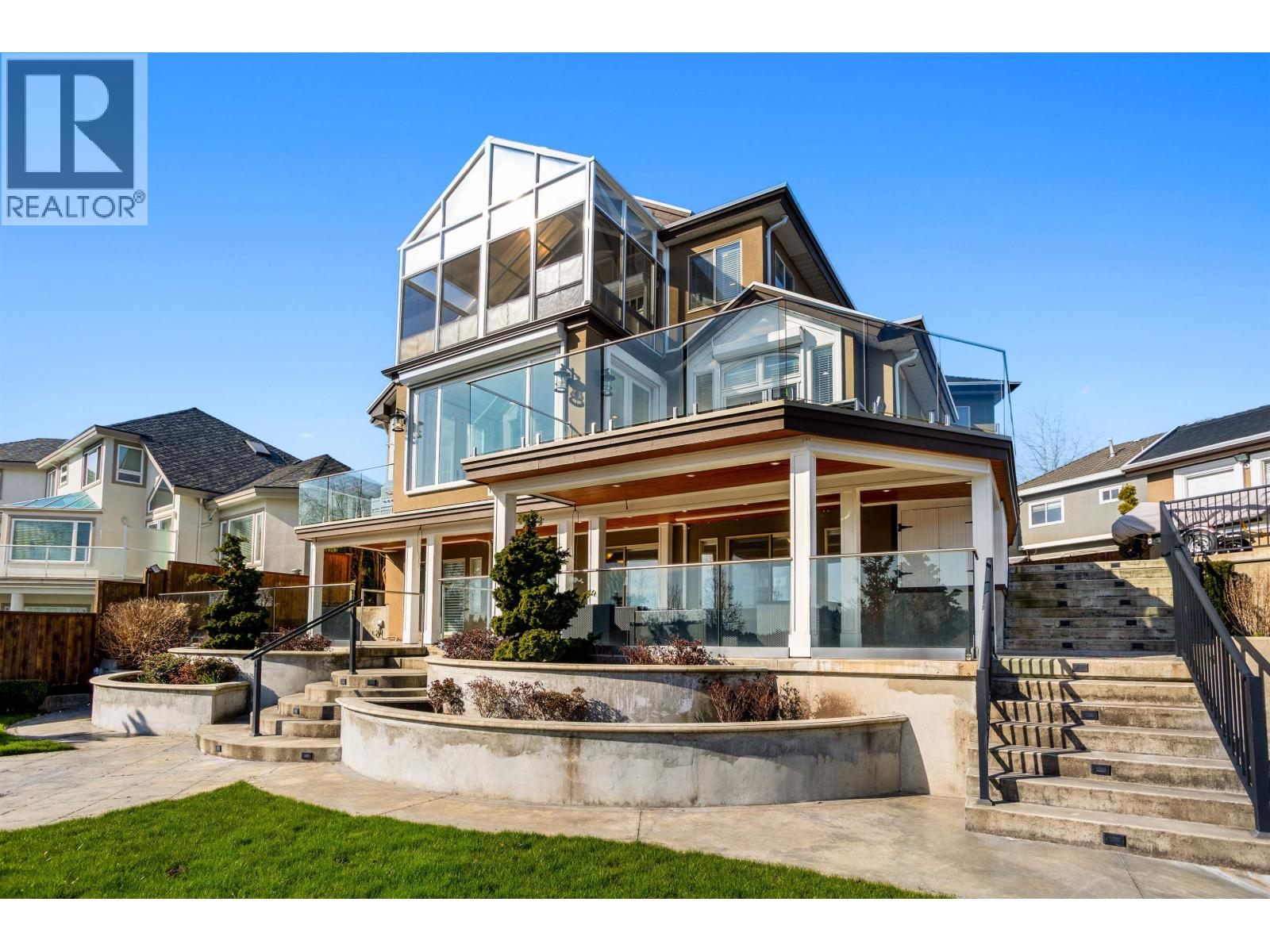 745 Capital Court, Port Coquitlam, British Columbia  V3C 6E4 - Photo 3 - R3100197