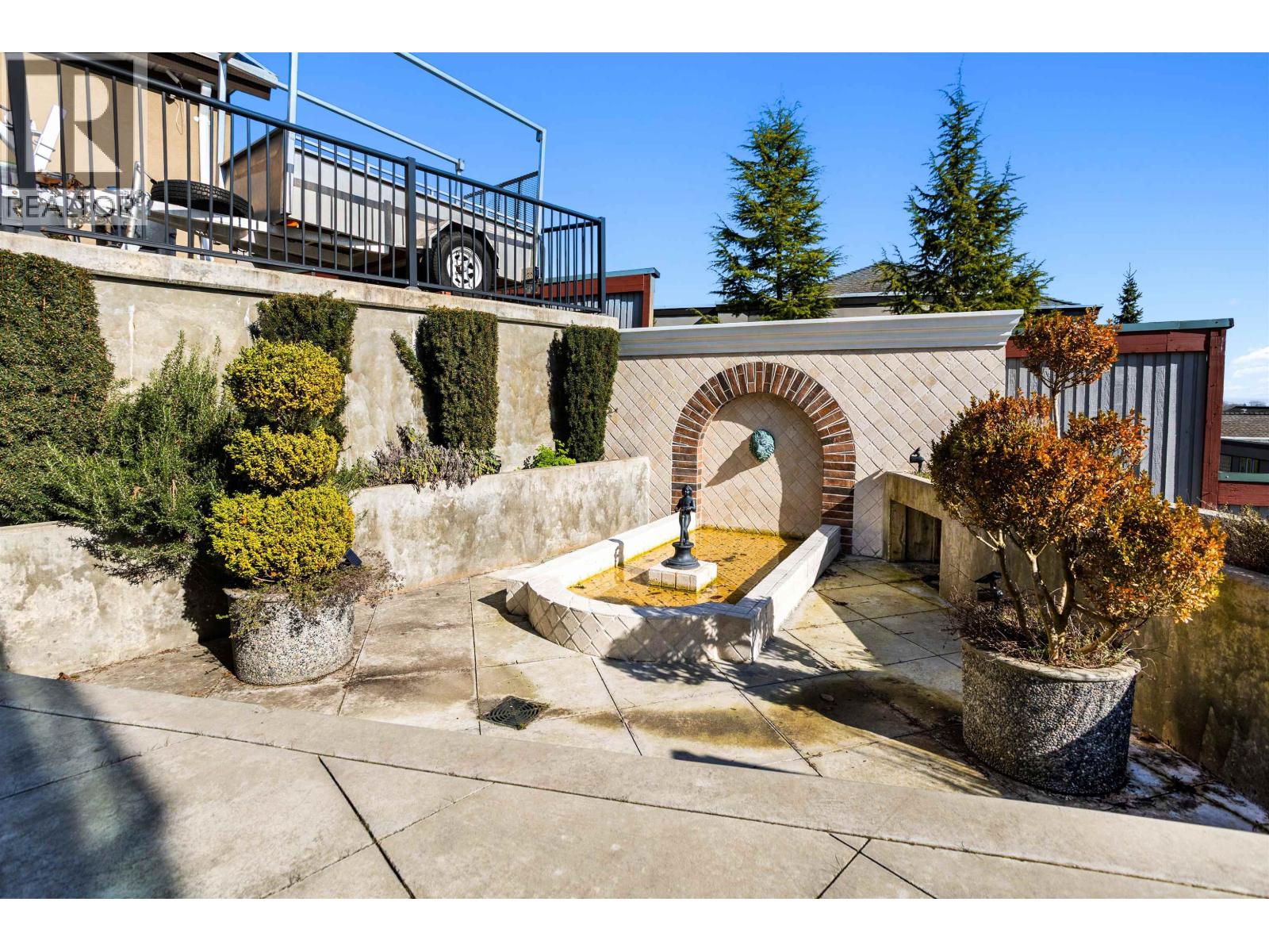 745 Capital Court, Port Coquitlam, British Columbia  V3C 6E4 - Photo 34 - R3100197