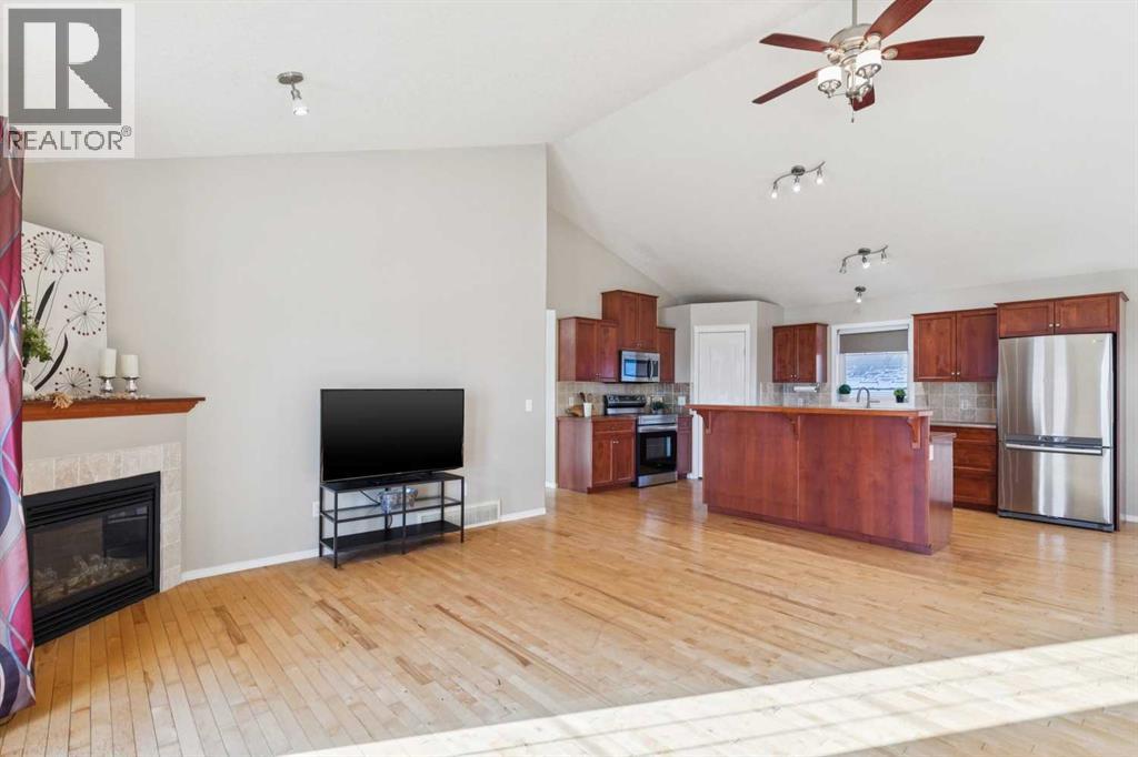 100b Westview Drive, Nanton, Alberta  T0L 1R0 - Photo 12 - A2281194