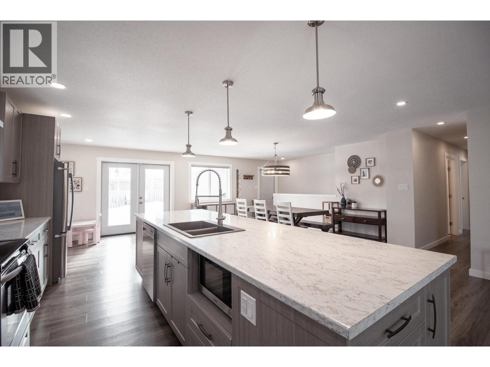 10519 114 Avenue, Fort St. John, British Columbia  V1J 6H7 - Photo 6 - R3100535