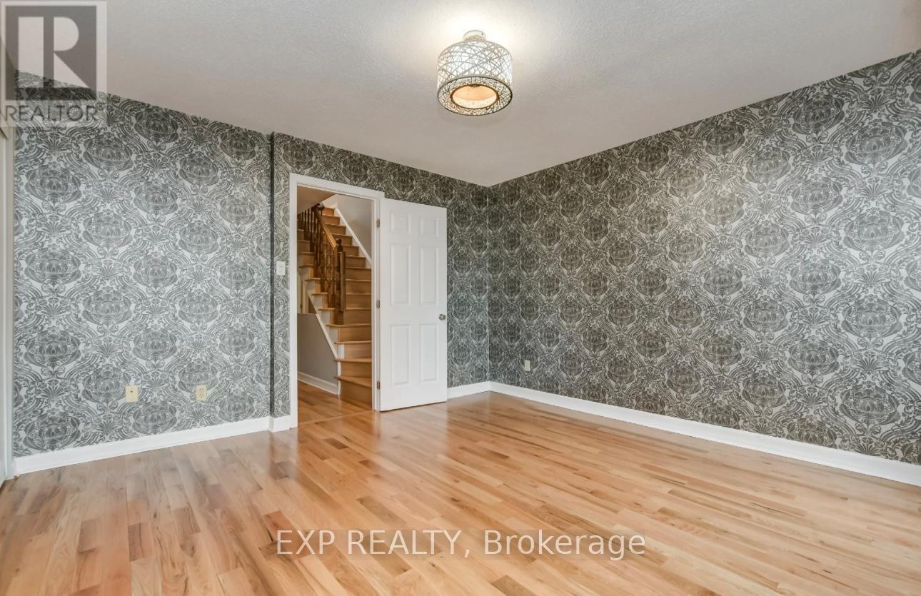 195 Henderson Avenue, Ottawa, Ontario  K1N 7P7 - Photo 16 - X12891948