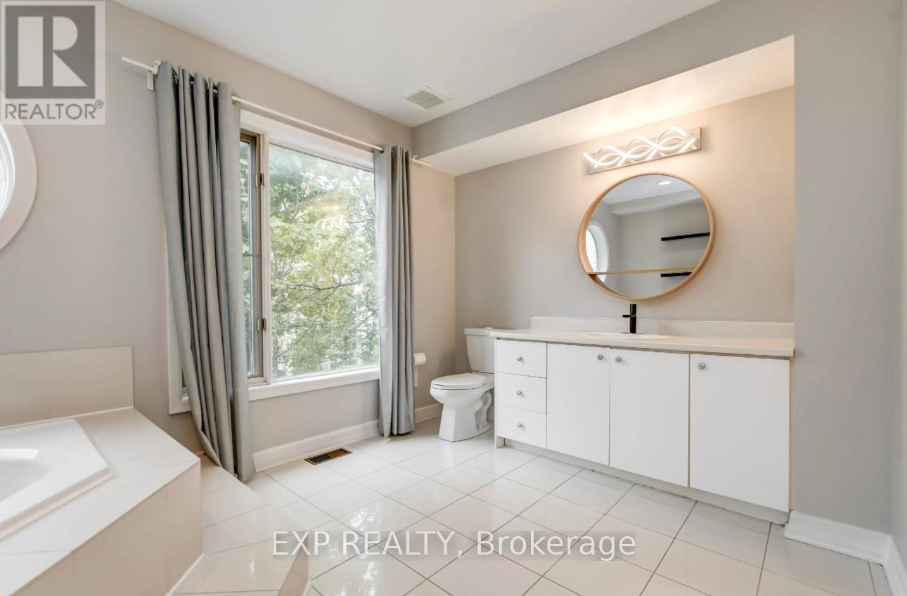 195 Henderson Avenue, Ottawa, Ontario  K1N 7P7 - Photo 24 - X12891948