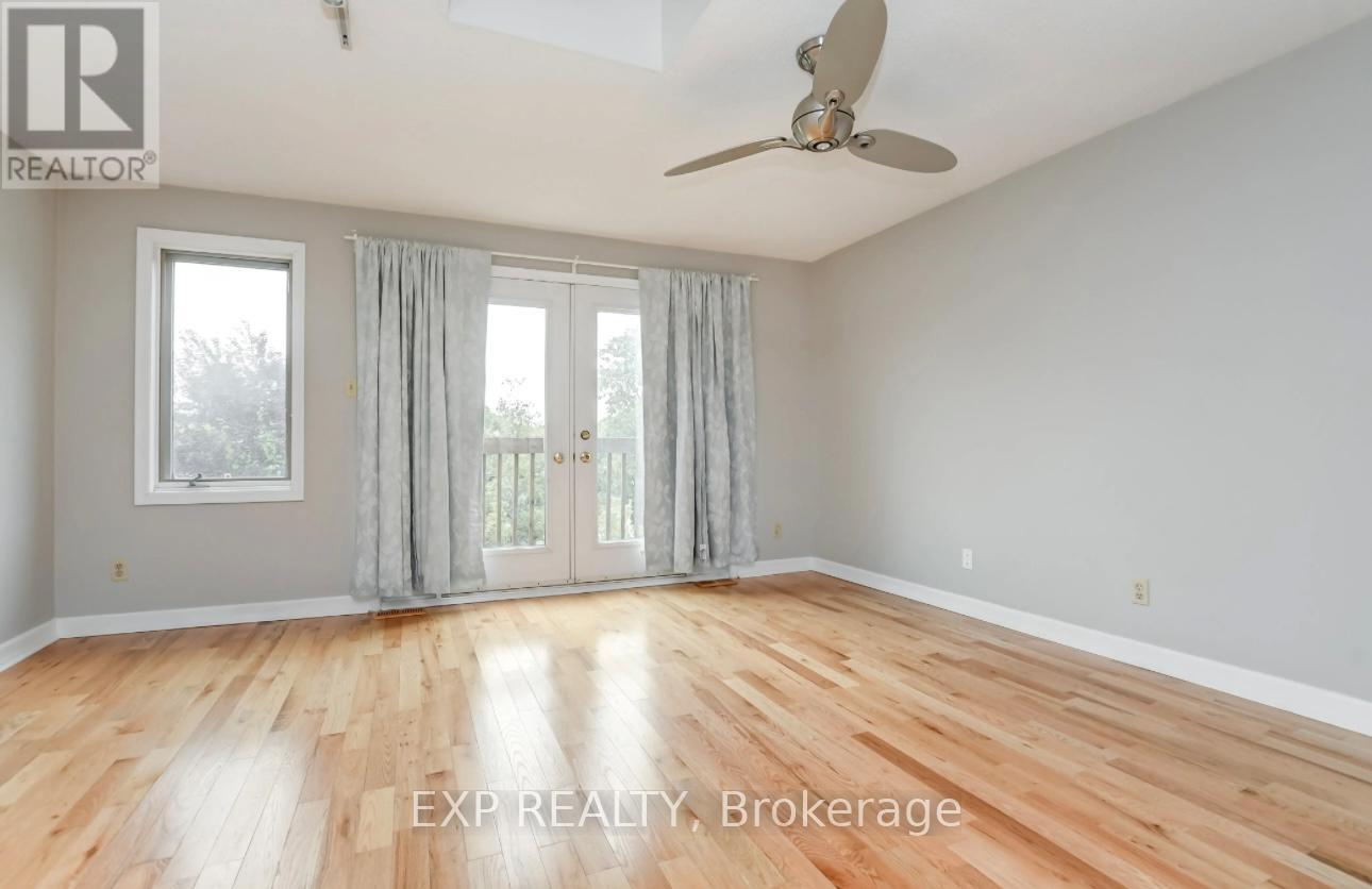 195 Henderson Avenue, Ottawa, Ontario  K1N 7P7 - Photo 9 - X12891948