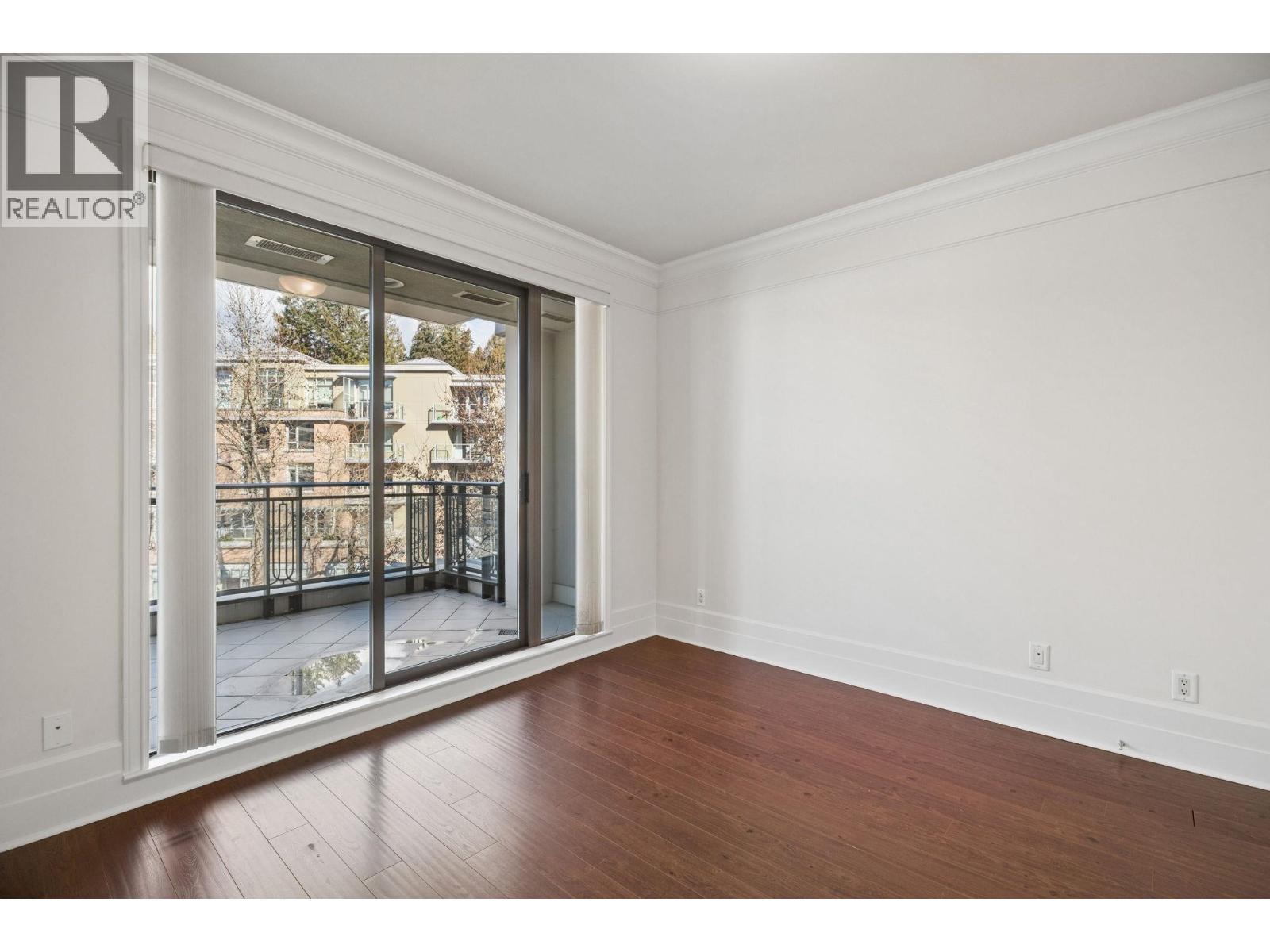 300 533 Waters Edge Crescent, West Vancouver, British Columbia  V7T 0A2 - Photo 19 - R3054069