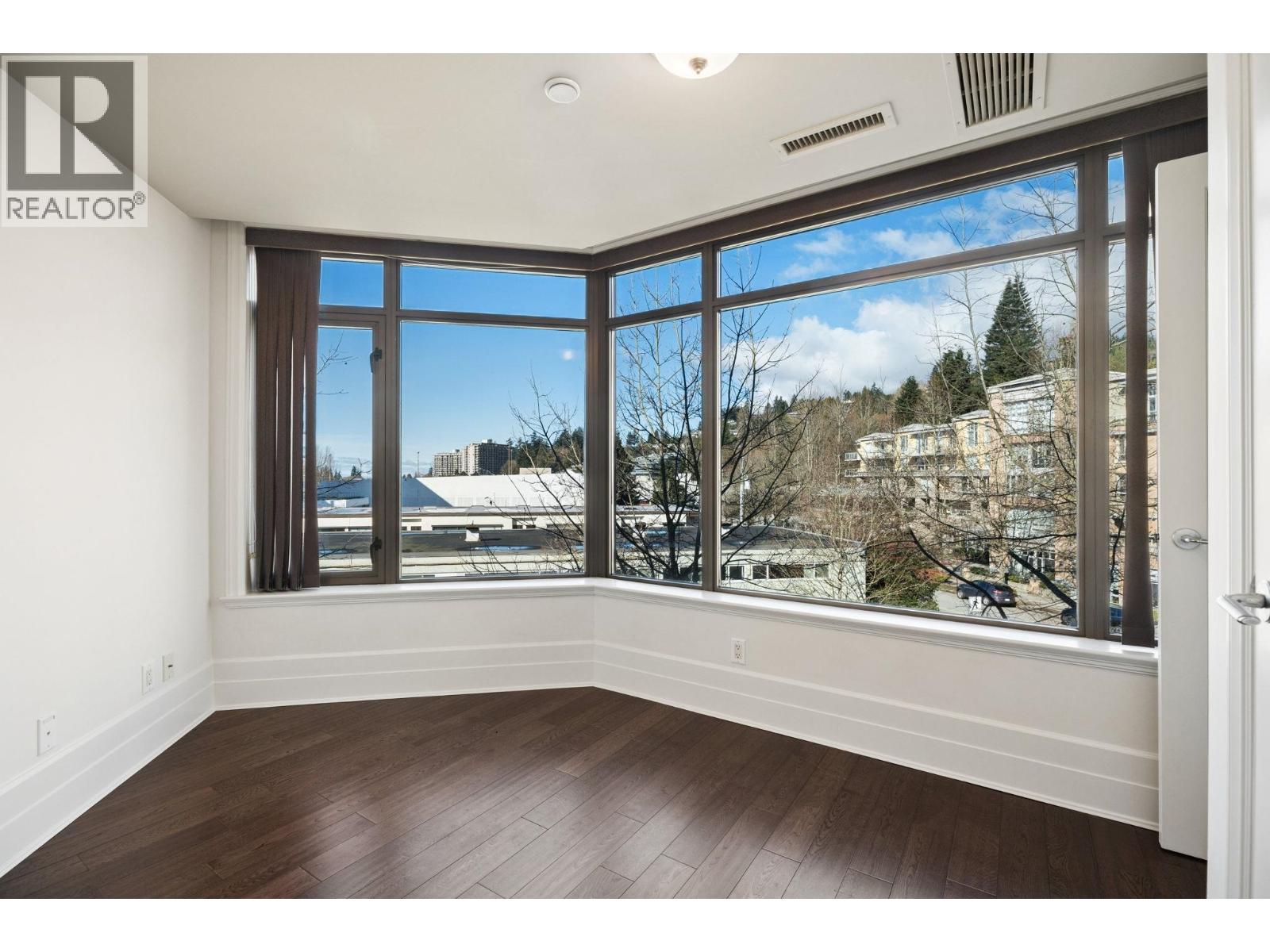 300 533 Waters Edge Crescent, West Vancouver, British Columbia  V7T 0A2 - Photo 24 - R3054069