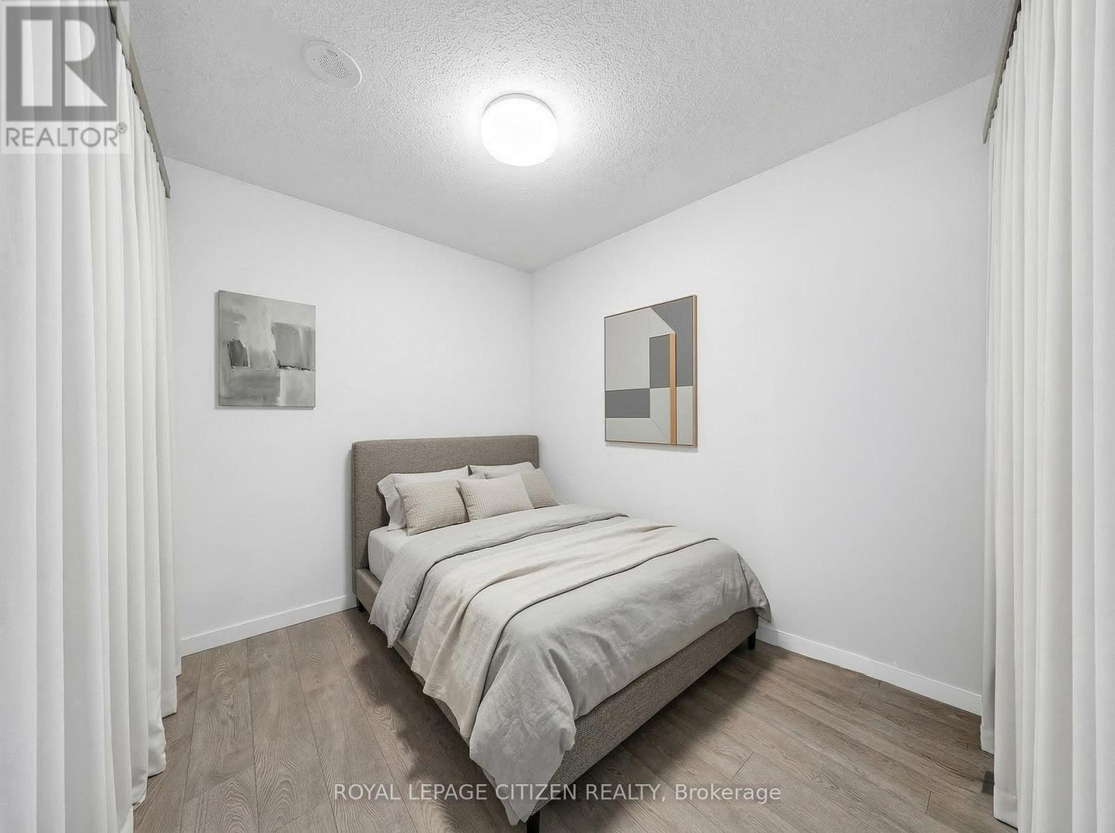 2110 - 286 Main Street, Toronto, Ontario  M4C 0B3 - Photo 6 - E12872898