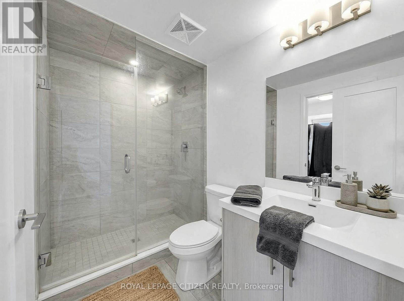 2110 - 286 Main Street, Toronto, Ontario  M4C 0B3 - Photo 8 - E12872898