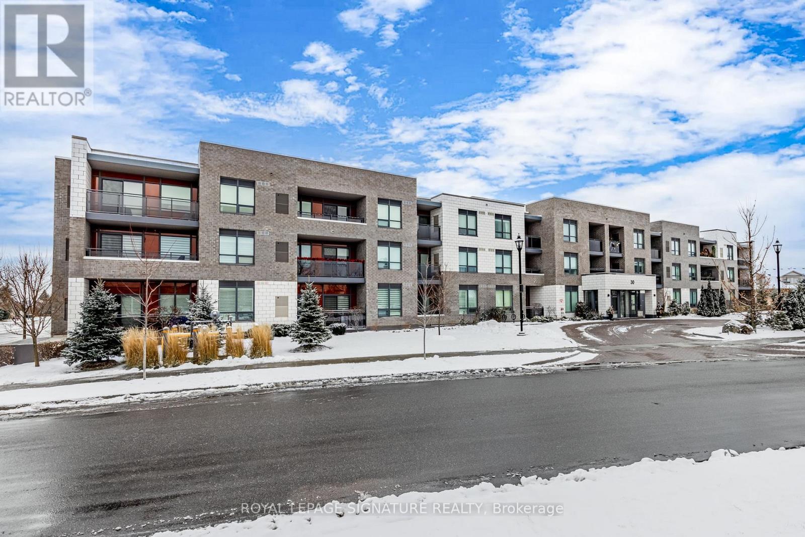 316 - 30 Via Rosedale, Brampton, Ontario  L6R 3Z9 - Photo 2 - W12886994