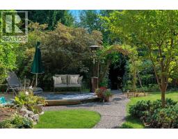 1376 11TH STREET, West Vancouver, British Columbia