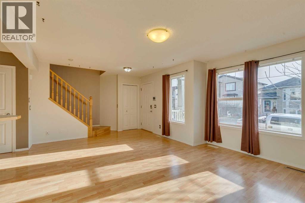 228 Luxstone Place Sw, Airdrie, Alberta  T4B 3C1 - Photo 3 - A2275761