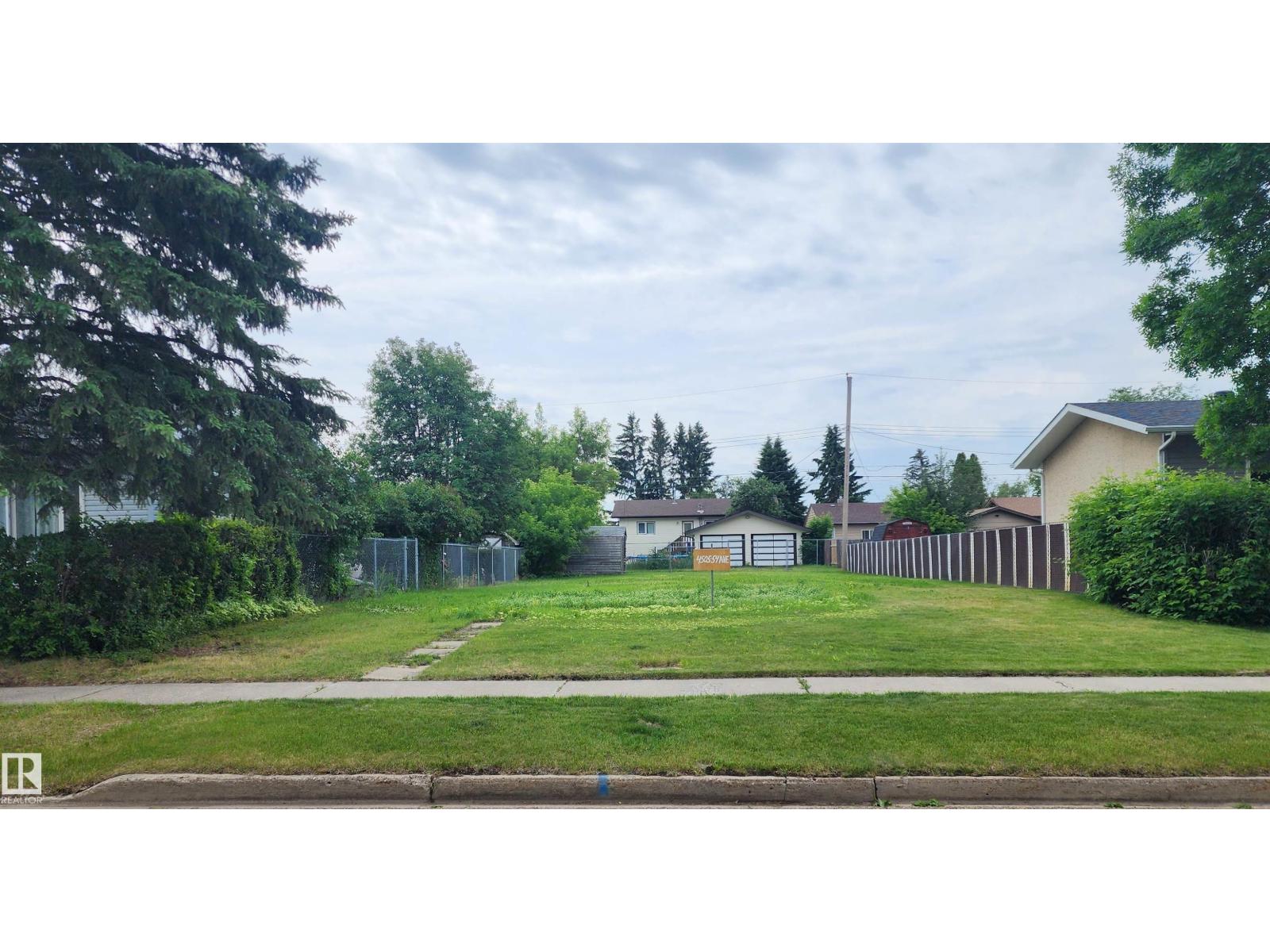 4505 54 AV, wetaskiwin, Alberta