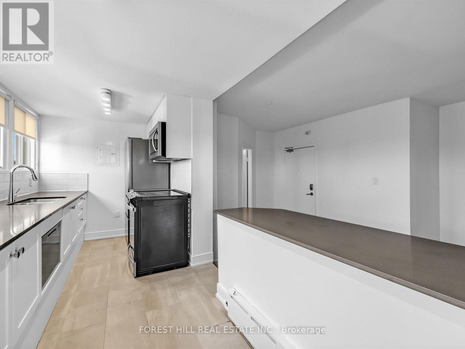 Phd - 70 Spadina Road, Toronto, Ontario  M5R 2T6 - Photo 13 - C12891946