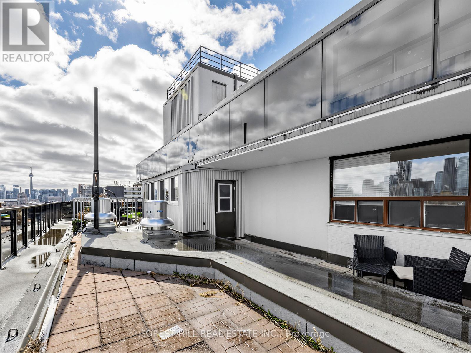 Phd - 70 Spadina Road, Toronto, Ontario  M5R 2T6 - Photo 24 - C12891946