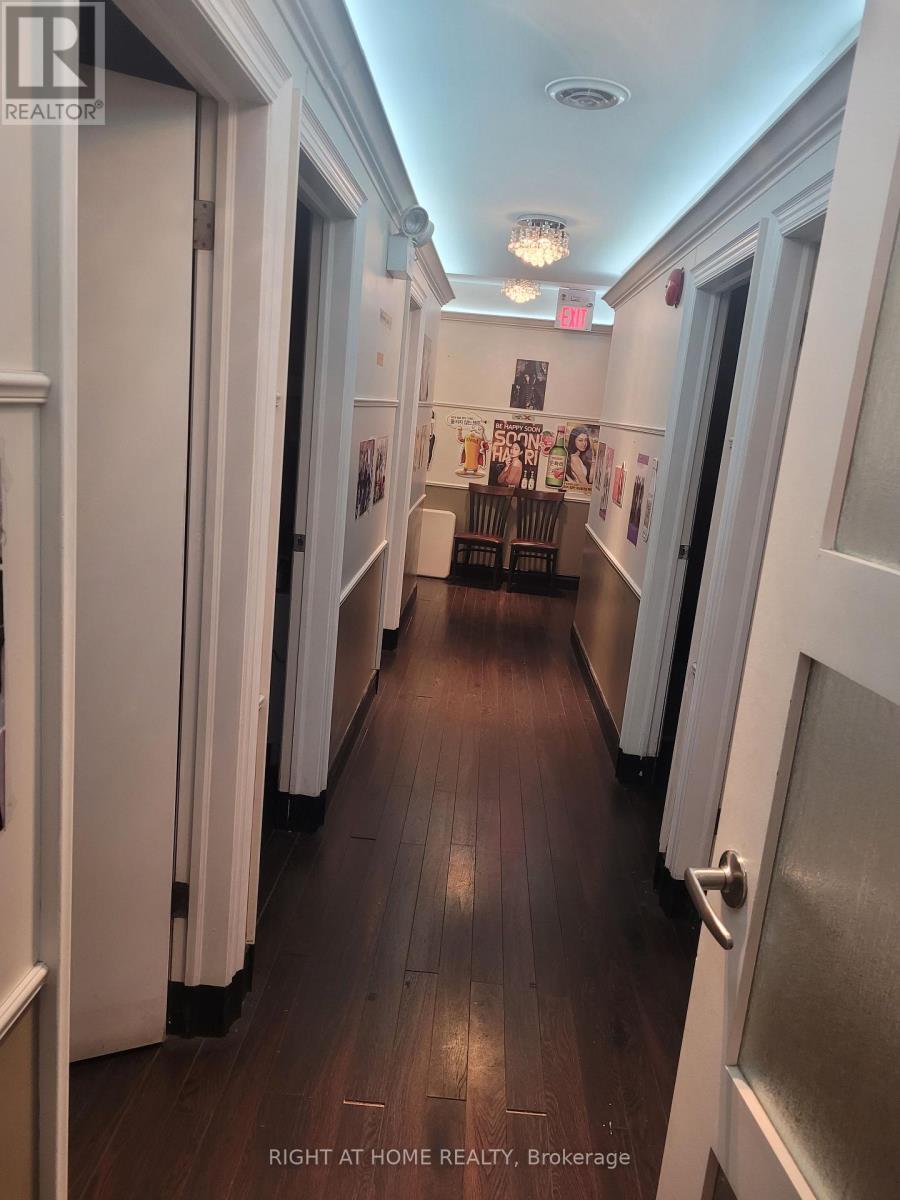 3 Elmhurst Avenue, Toronto, Ontario  M2N 1R3 - Photo 13 - C12891988