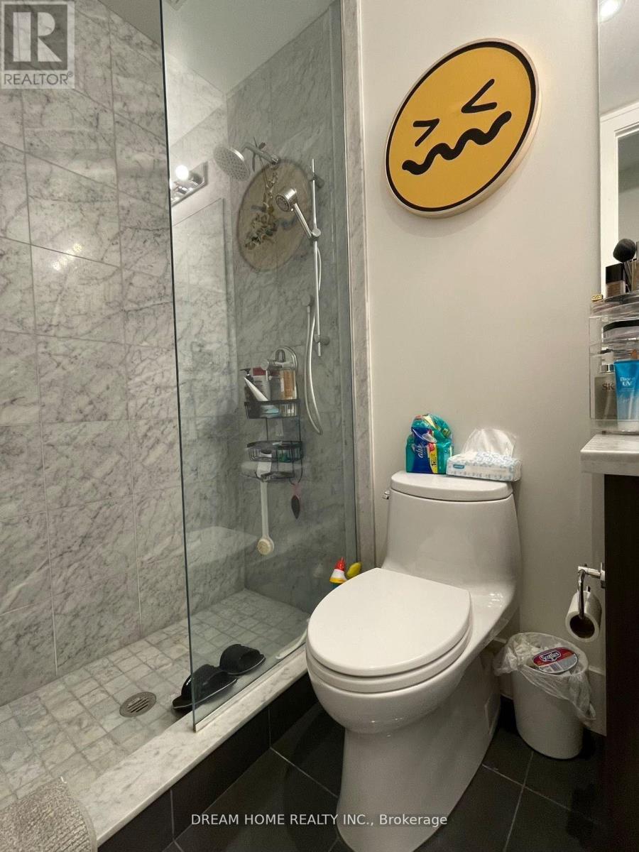 305 - 39 Queens Quay E, Toronto, Ontario  M5E 0A5 - Photo 10 - C12892026