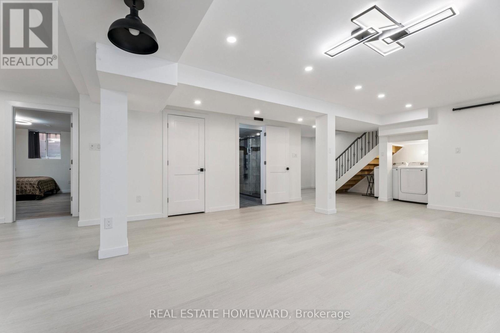 1566 Oakburn Street, Pickering, Ontario  L1V 6W1 - Photo 34 - E12891964